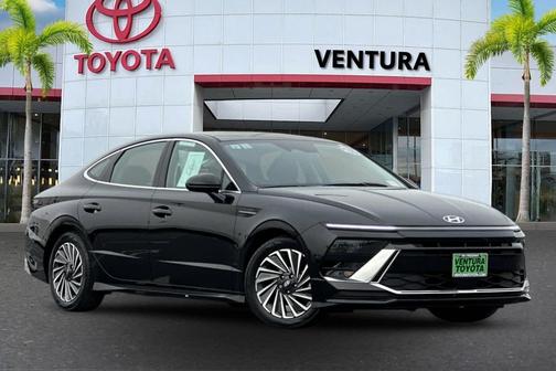 2025 Hyundai SONATA Hybrid SE