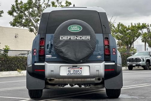 2022 Land Rover Defender 110 Standard