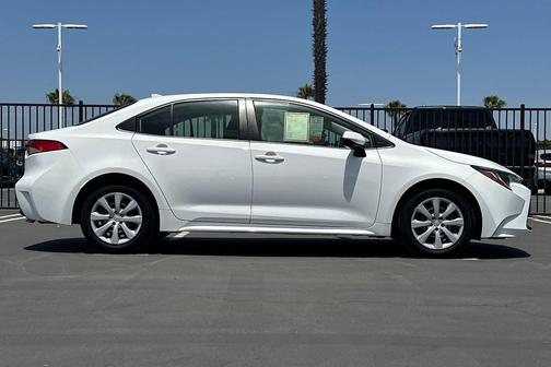 Ice Cap 2023 Toyota Corolla LE