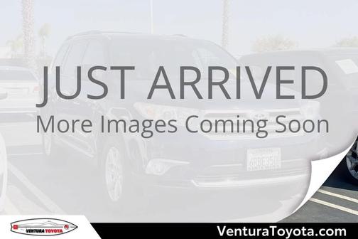 2011 Toyota Highlander SE
