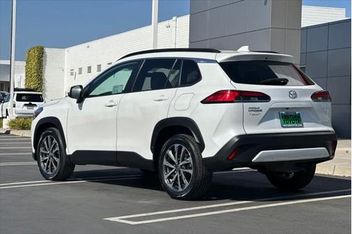 2023 Toyota Corolla Cross XLE