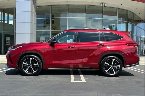 2021 Toyota Highlander XSE