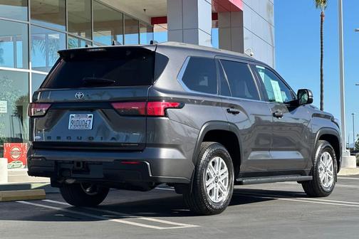 2025 Toyota Sequoia SR5