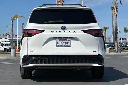 2025 Toyota Sienna XSE 7 Passenger