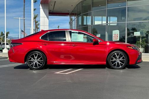 2021 Toyota Camry SE