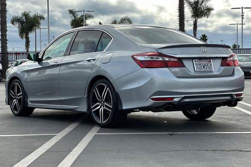 2017 Honda Accord Sport SE