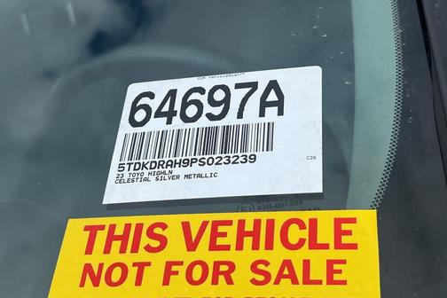 2023 Toyota Highlander XLE