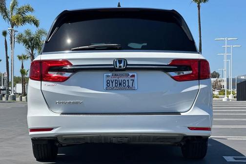 Platinum White Pearl 2022 Honda Odyssey EX-L