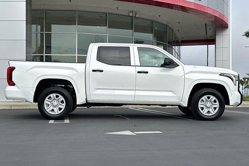 Ice Cap 2026 Toyota Tundra SR