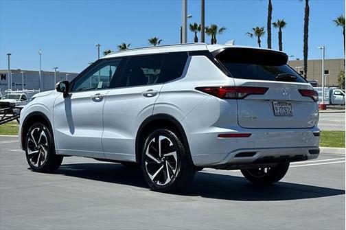 2023 Mitsubishi Outlander SEL 2.5 2WD