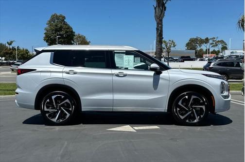 2023 Mitsubishi Outlander SEL 2.5 2WD