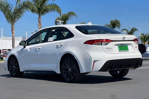 Ice Cap 2026 Toyota Corolla SE