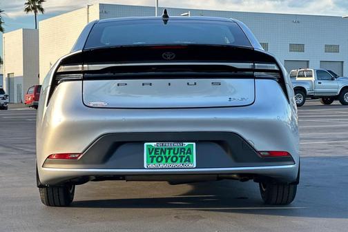 2026 Toyota Prius Plug-In Hybrid SE