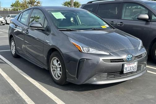 2022 Toyota Prius L