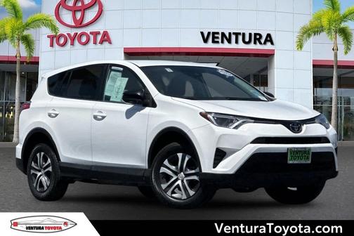 Super White 2017 Toyota RAV4 LE
