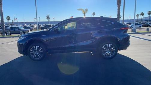 2021 Toyota Venza LE