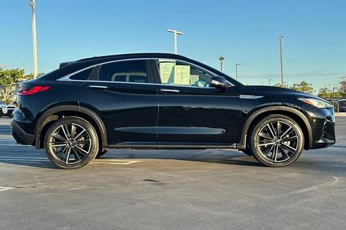2022 INFINITI QX55 LUXE