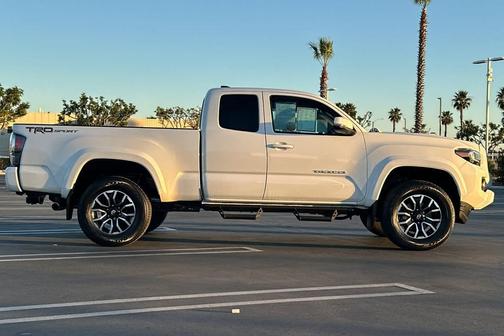 2022 Toyota Tacoma TRD Sport