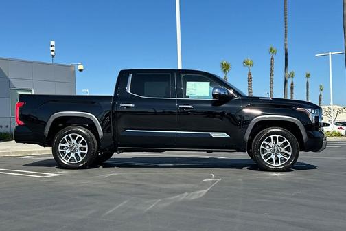 2025 Toyota Tundra Hybrid 1794 Edition