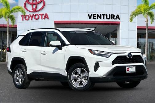 Ice Cap 2024 Toyota RAV4 XLE