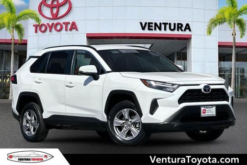 Ice Cap 2024 Toyota RAV4 XLE