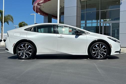 2024 Toyota Prius Prime XSE Premium