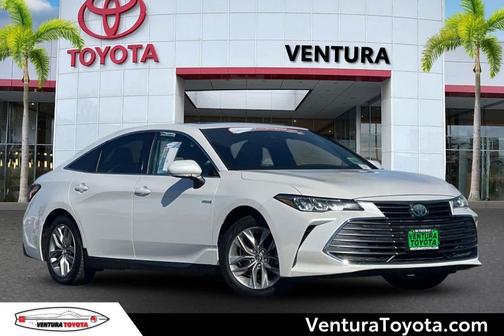 2020 Toyota Avalon Hybrid XLE