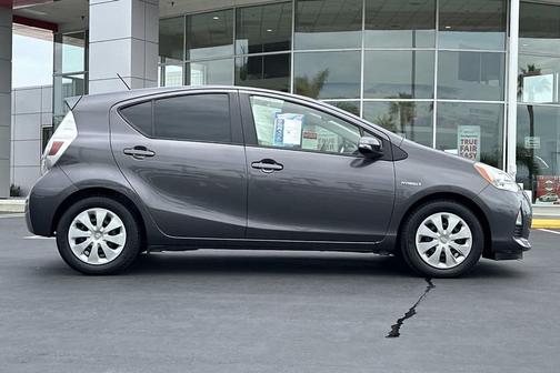2014 Toyota Prius c One