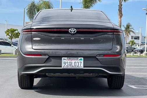Magnetic Gray Metallic 2024 Toyota Crown XLE
