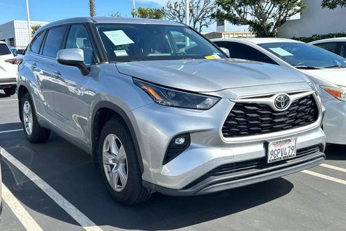 2023 Toyota Highlander LE