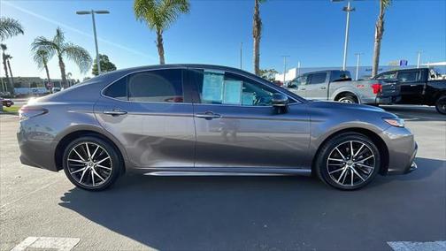 Predawn Gray Mica 2022 Toyota Camry SE