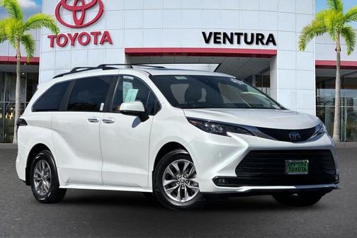 2025 Toyota Sienna XLE