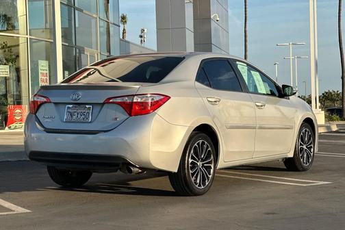2015 Toyota Corolla S Plus