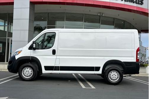 2023 RAM ProMaster 2500 Base