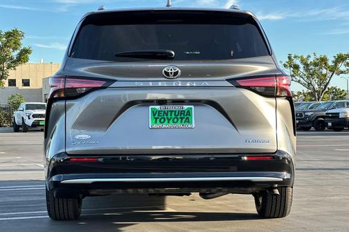2026 Toyota Sienna Platinum