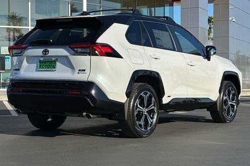 2025 Toyota RAV4 Hybrid SE