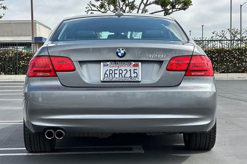 2011 BMW 328 328i