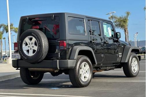 2017 Jeep Wrangler Unlimited Sport