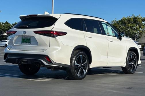 2021 Toyota Highlander XSE