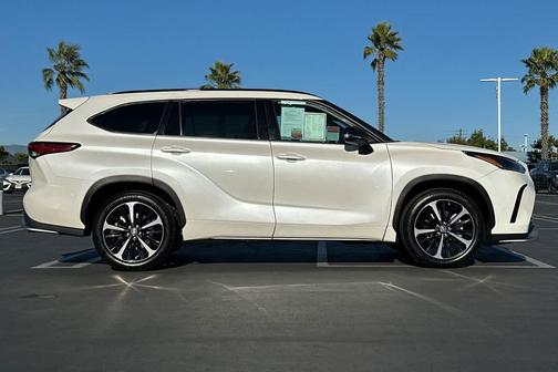 2021 Toyota Highlander XSE
