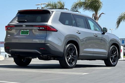 Heavy Metal 2026 Toyota Grand Highlander Platinum