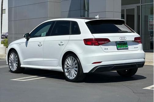 2017 Audi A3 e-tron 1.4T Premium