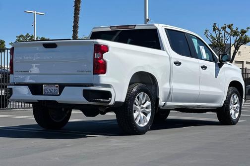 2022 Chevrolet Silverado 1500 Custom