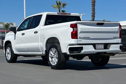 2022 Chevrolet Silverado 1500 Custom