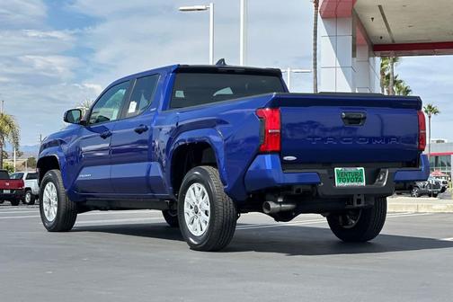 2025 Toyota Tacoma SR5