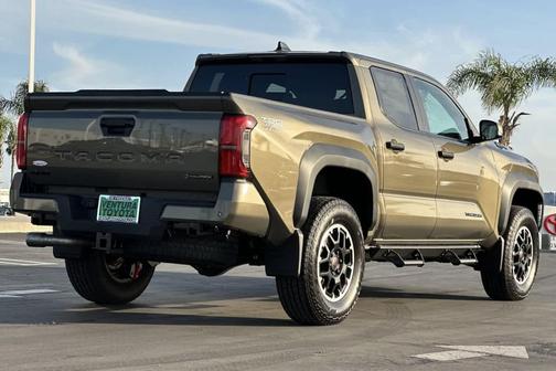 2026 Toyota Tacoma Hybrid TRD Off Road