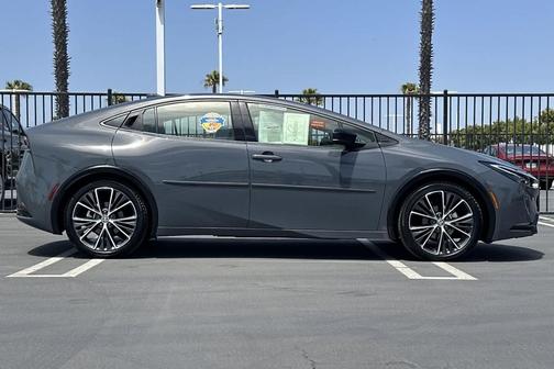 Guardian Gray 2025 Toyota Prius XLE
