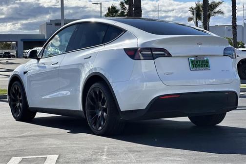 2023 Tesla Model Y AWD
