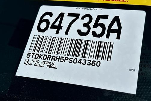 Wind Chill Pearl 2023 Toyota Highlander XLE