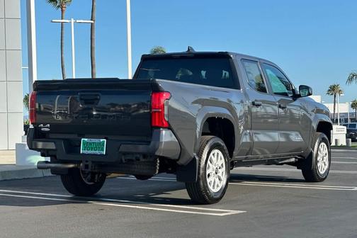 2025 Toyota Tacoma SR5